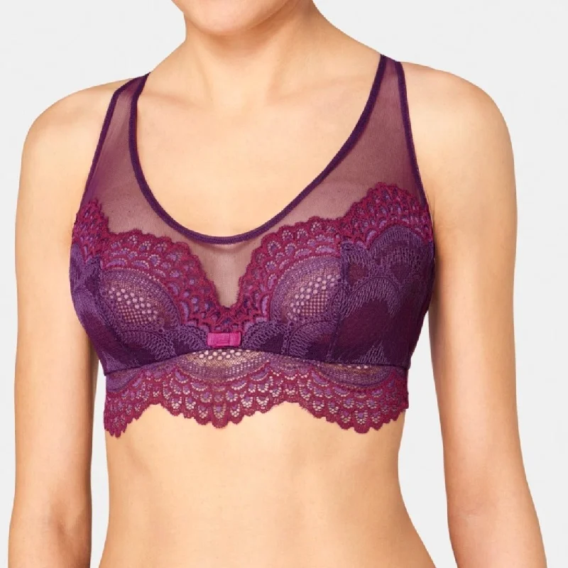 wireless bra with ruched sides for slimmingTriumph Beauty-Full Darling Bralette