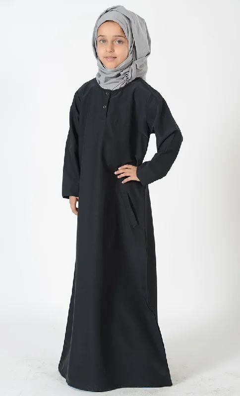 Women's Hooded Sweatshirts with Zipper ClosureUniform Abaya- Kids Size (Black)