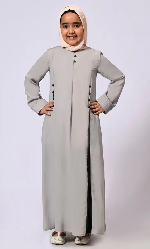 Women's Hooded Sweatshirts with Loose WaistPleated Perfection: Girl's Grey Abaya with buttons detailing & Side Pockets