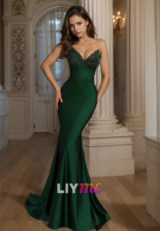  Women's A-Line DressesV-Neck Sleeveless Appliques Mermaid Bodycon Prom Dress