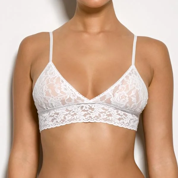 seamless molded bra for smooth undergarmentsHanky Panky Signature Lace Padded Bralette- 487004