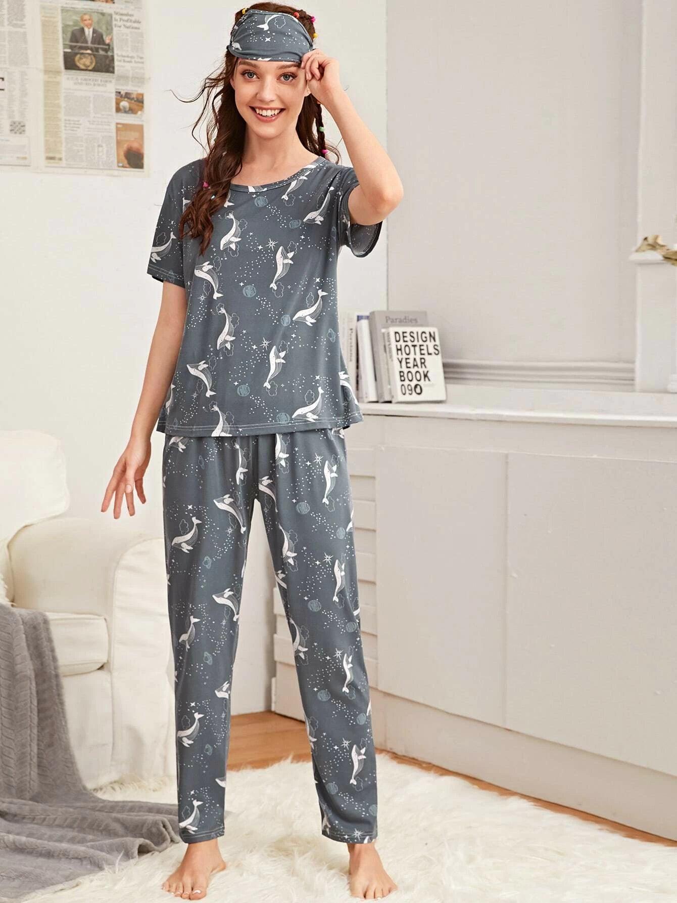 women's pajamas for a relaxing weekendWomen Printed T.Shirt & Pyjama Co-Ord Set